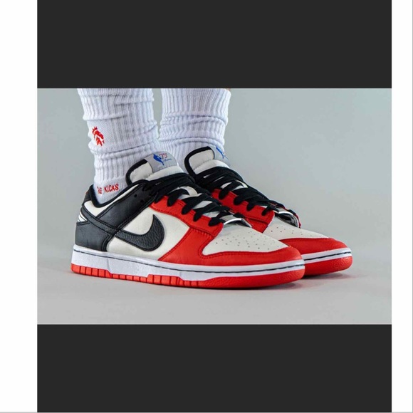 Nike Dunk Low EMB NBA 75th Anniversary Chicago Sneaker - Picture 2 of 11